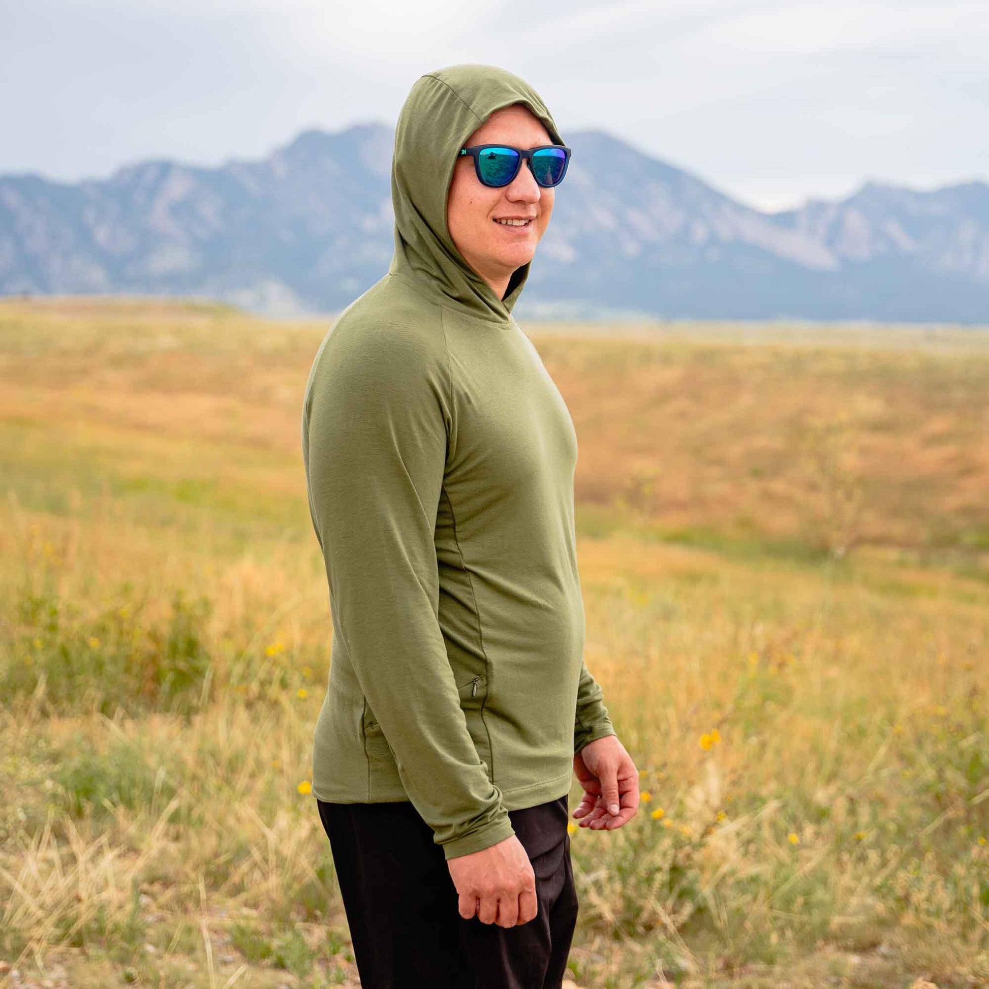 CHASER - Mens Sun Hoodie